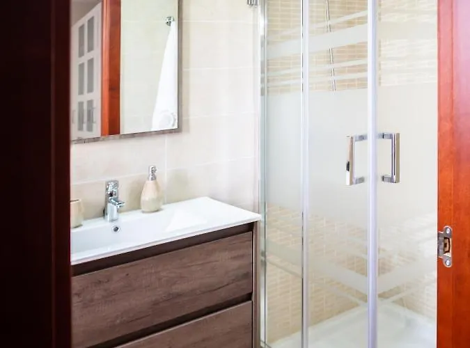 Ronda Home * Ронда